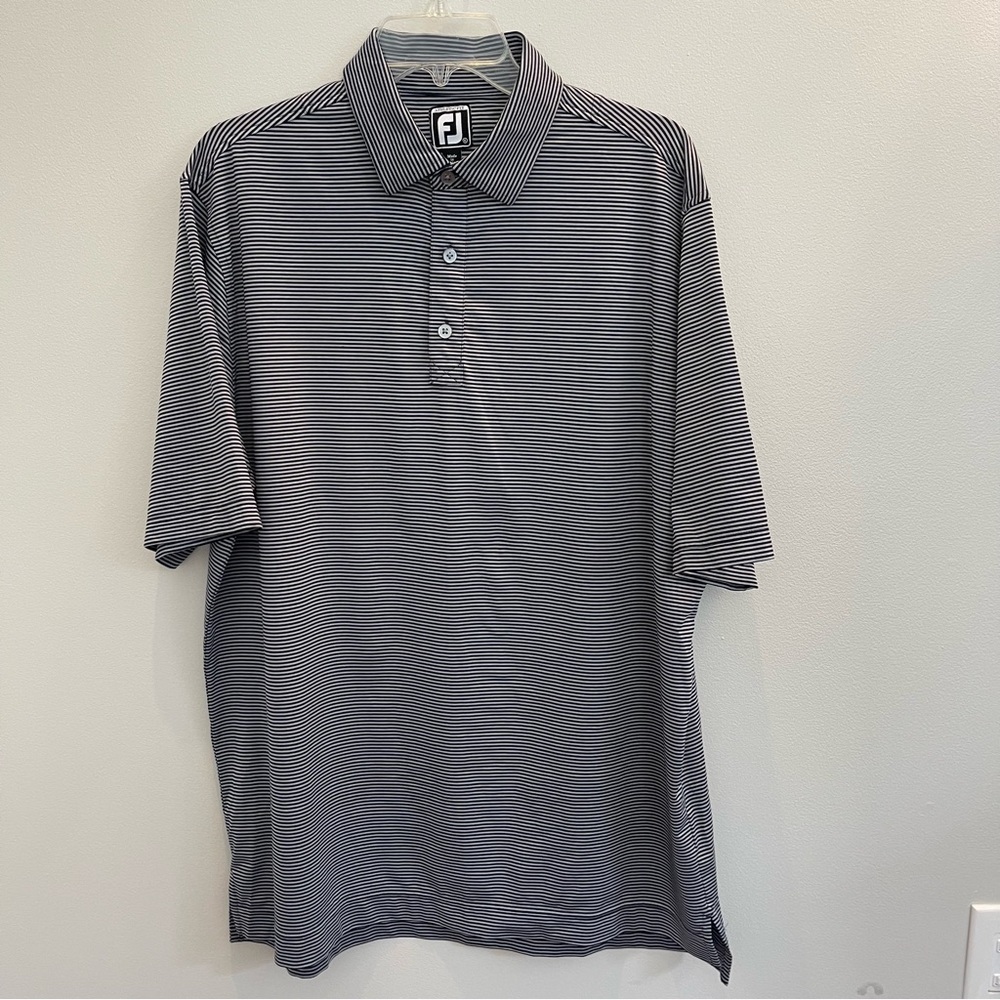 FootJoy Golf Shirt Men’s XL Athletic fit Black and White Stripes Light weight
